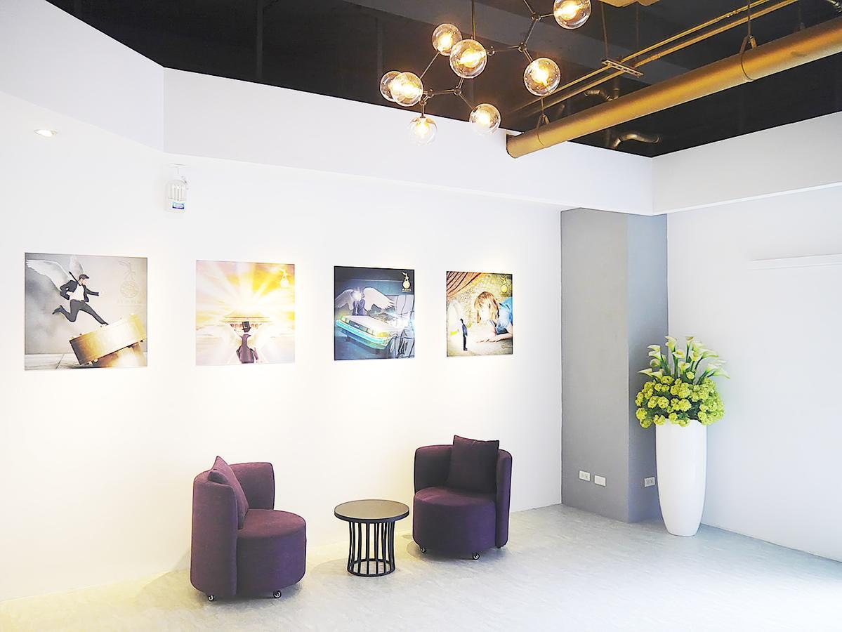 Time Flyer Hotel Taichung Dış mekan fotoğraf